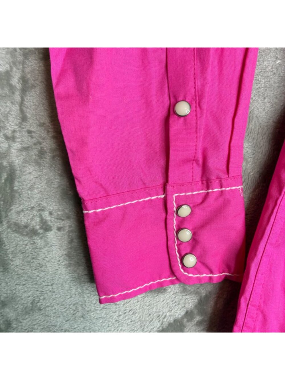 Ariat Womens Pink Western Shirt With Rhinestone Accents Snap Buttons Size Large - Picture 8 of 9